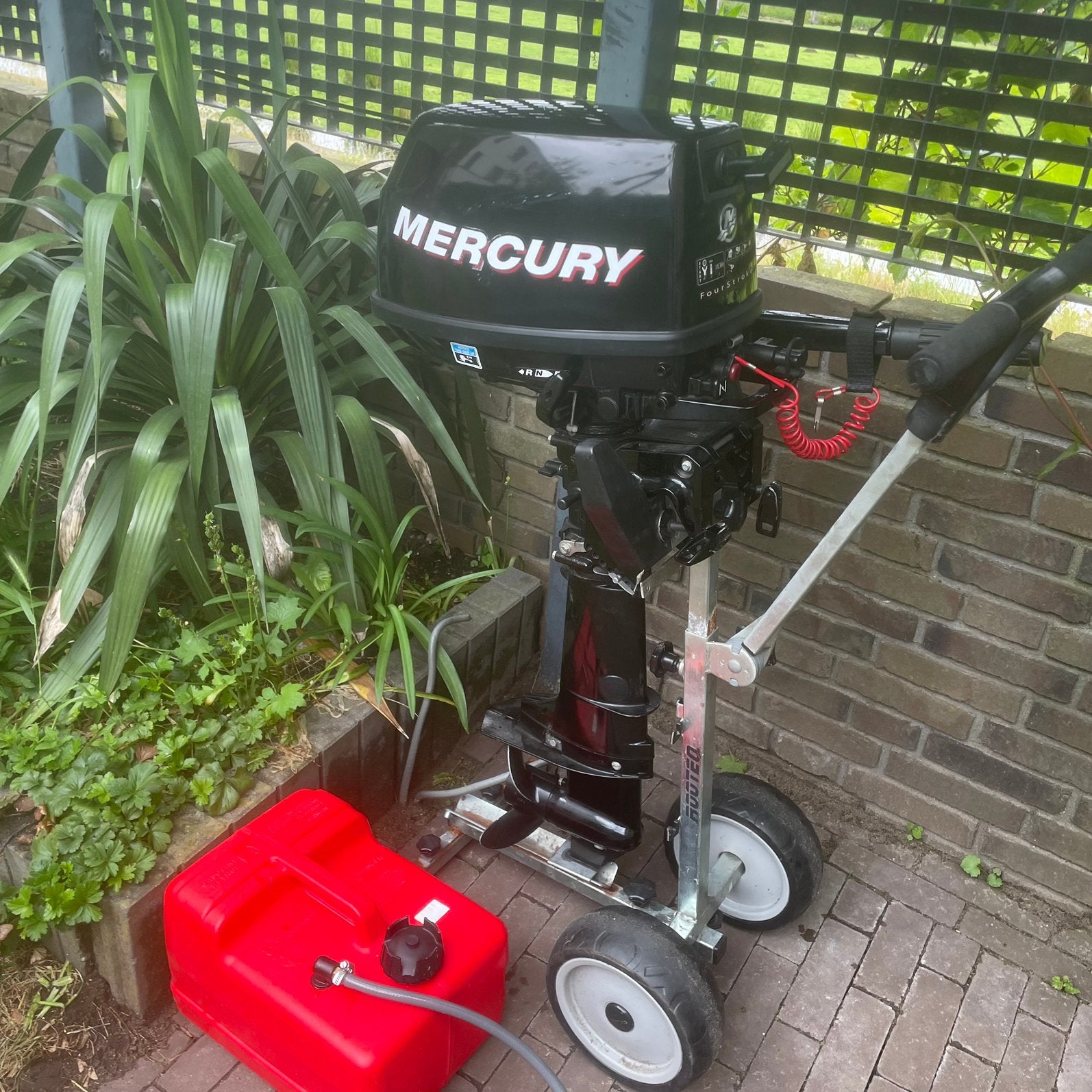 Mercury 6pk, Watersport en Boten, Buiten- en Binnenboordmotoren, Zo goed als nieuw, Benzine, Buitenboordmotor, 5 tot 10 pk, Ophalen