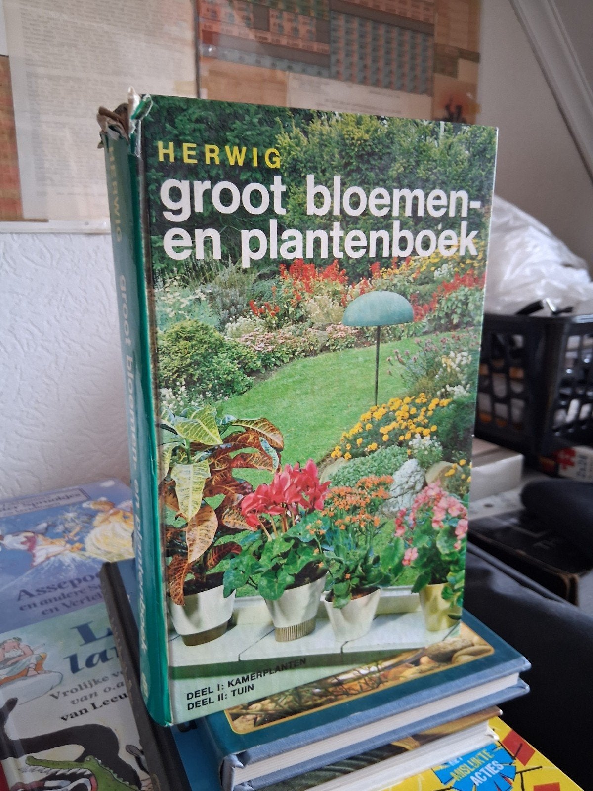 Groot Bloemen en Plantenboek - Herwig (1966), Ophalen of Verzenden