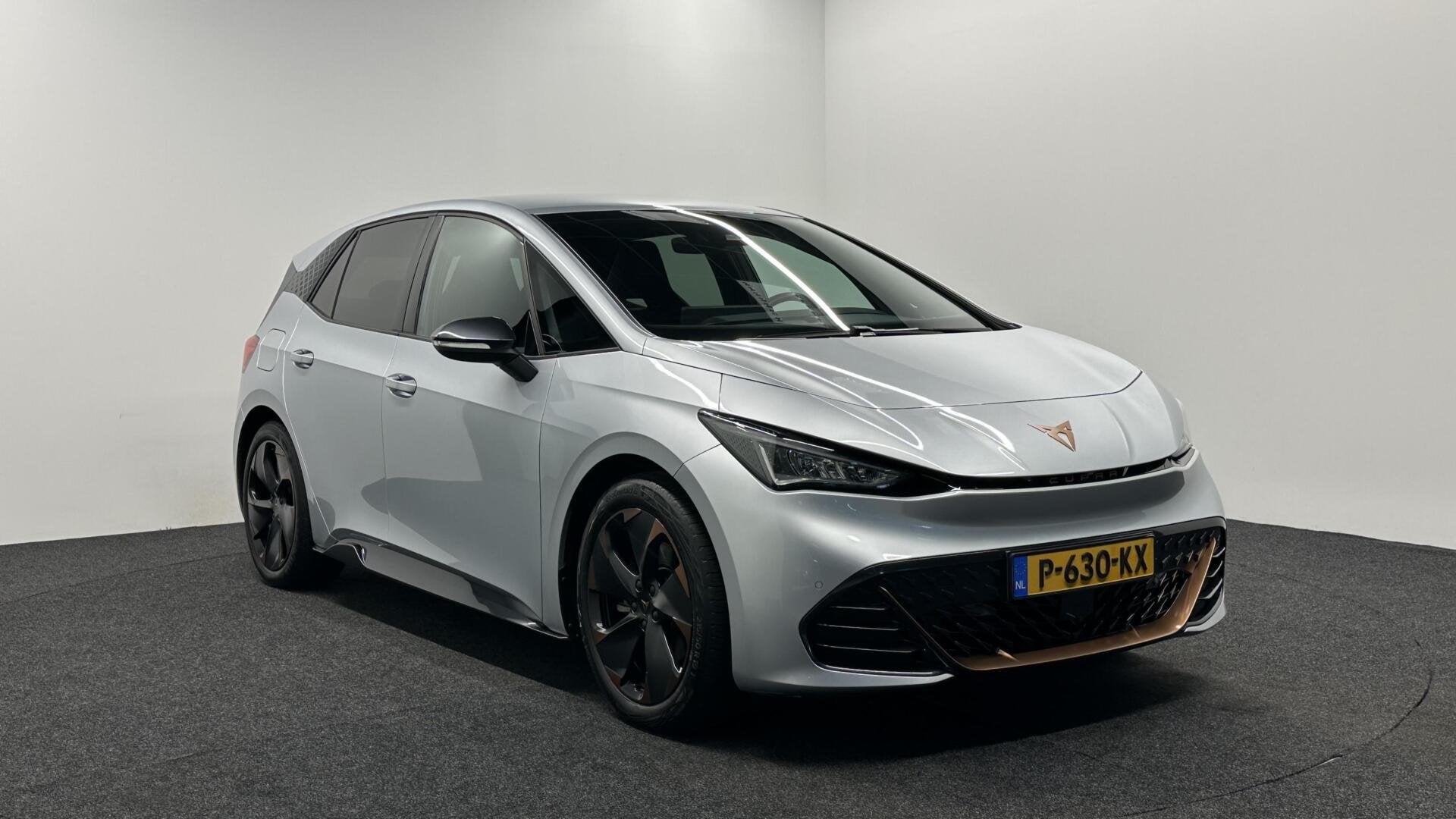 CUPRA Born Adrenaline One 62 kWh|Carplay|Camera|NAP|Virtual|, Auto's, Automaat, Gebruikt, Met garantie (alle), Origineel Nederlands