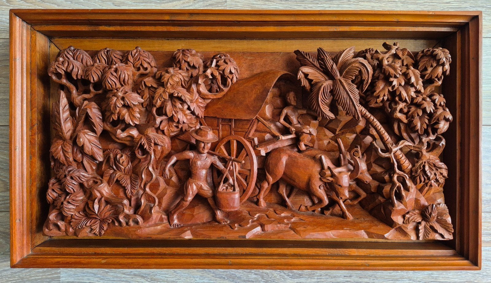 Traditioneel Indonesisch hoogreliëf houtsnijwerk 98x56,5cm, Ophalen
