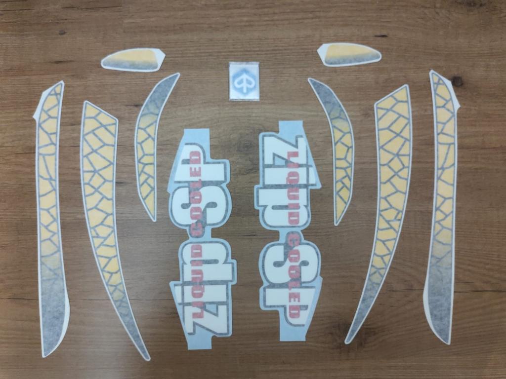 Stickerset Piaggio zip SP 2005 GEEL, Ophalen of Verzenden, Nieuw, Overige typen, Piaggio