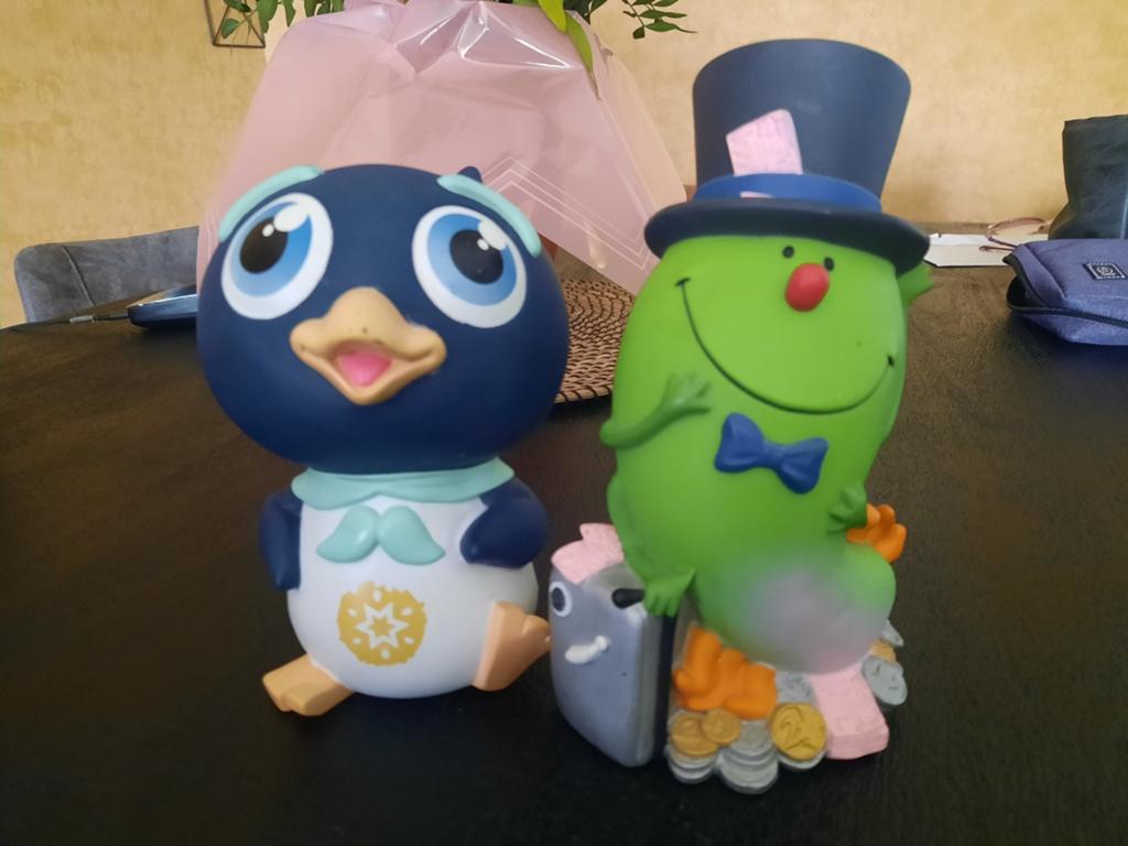 2 vintage RABOBANK spaarpotten Pinguïn en groene Rups, Verzamelen, Spaarpotten, Ophalen of Verzenden, Dier