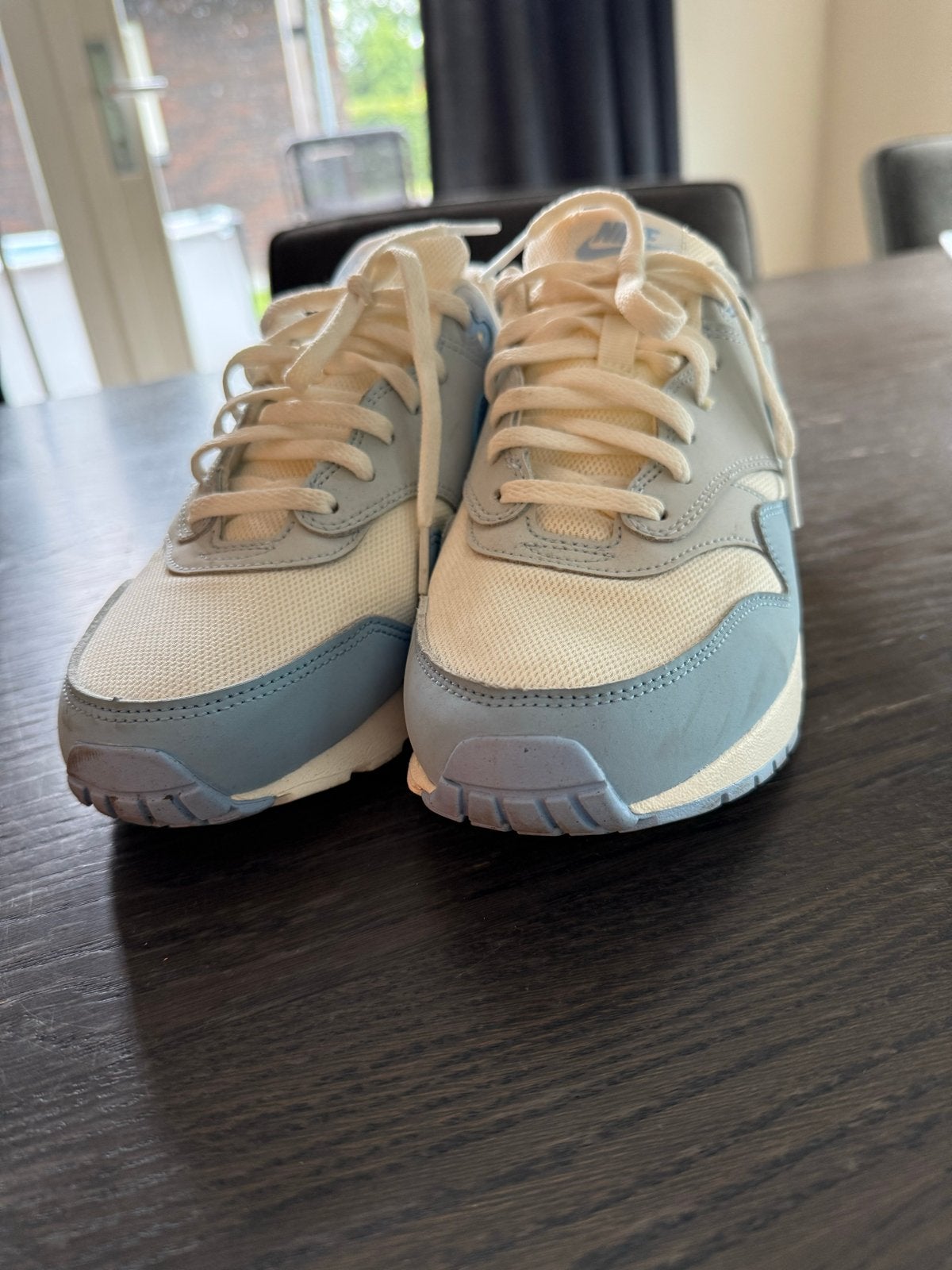 Nike Air Max 1 '87 - Lichtblauw/Wit - Maat 40, Kleding | Dames, Schoenen, Zo goed als nieuw, Sneakers of Gympen, Blauw, Ophalen of Verzenden