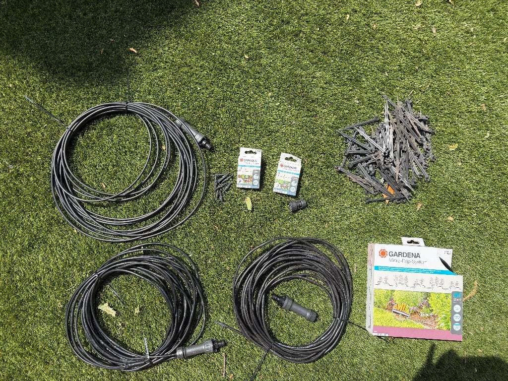 4x Gardena Micro Drip Systeem en toebehoren, Ophalen of Verzenden, Zo goed als nieuw
