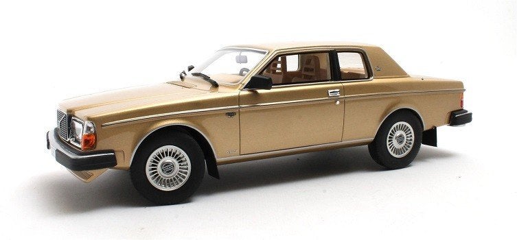 Volvo 262C Bertone Coupe 1981 Goud Metallic 1-18 Cult Scale, Overige merken, Tschuiten@hotmail.com, Auto, Nieuw