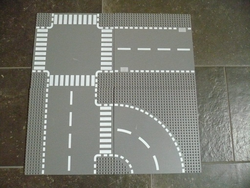 4 lego wegenplaten, donkergrijs,   32 x 32 nops., Ophalen of Verzenden, Gebruikt, Grondplaat, Lego
