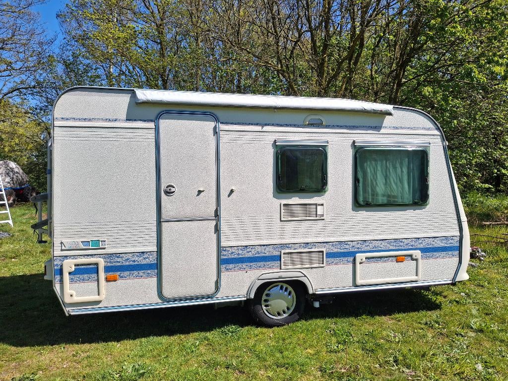 Adria Unica A390 DS caravan te koop, Tot en met 2, Dwarsbed, Particulier, Adria