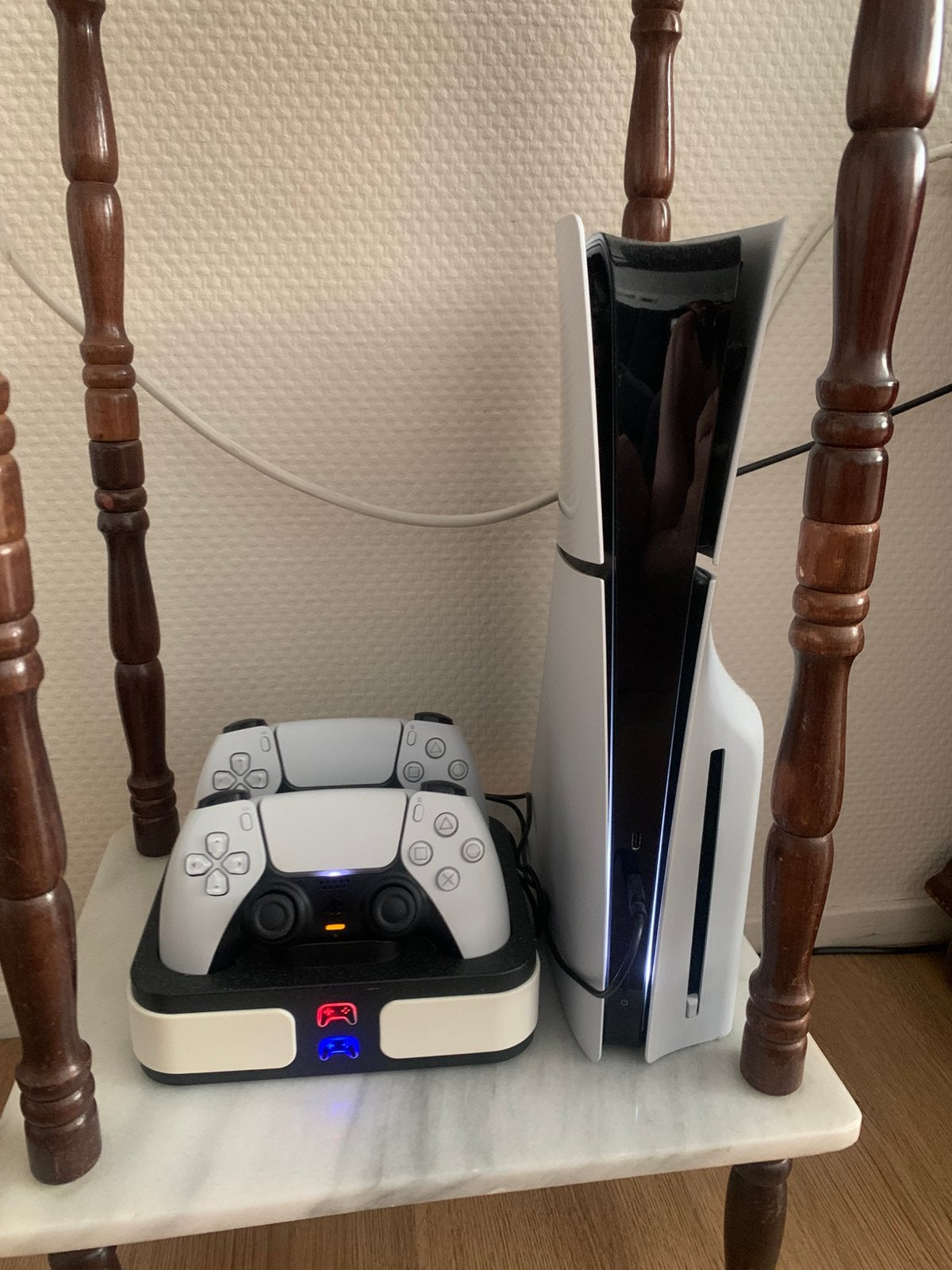 Playstation 5 incl oplaaddock starterkit, Ophalen of Verzenden, Zo goed als nieuw, Playstation 5