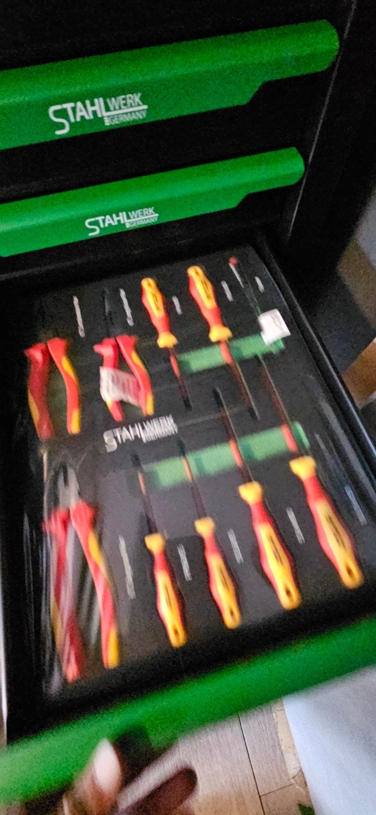 Stahlwerk gereedschapswagen met uitgebreide set, Doe-het-zelf en Verbouw, Ophalen, Nieuw, Gereedschapsopslag, Overige merken