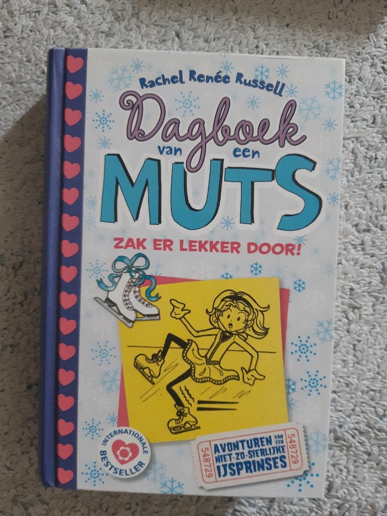Dagboek van een muts ~  deel 4, Ophalen of Verzenden, Zo goed als nieuw, Rachel Renée Russell