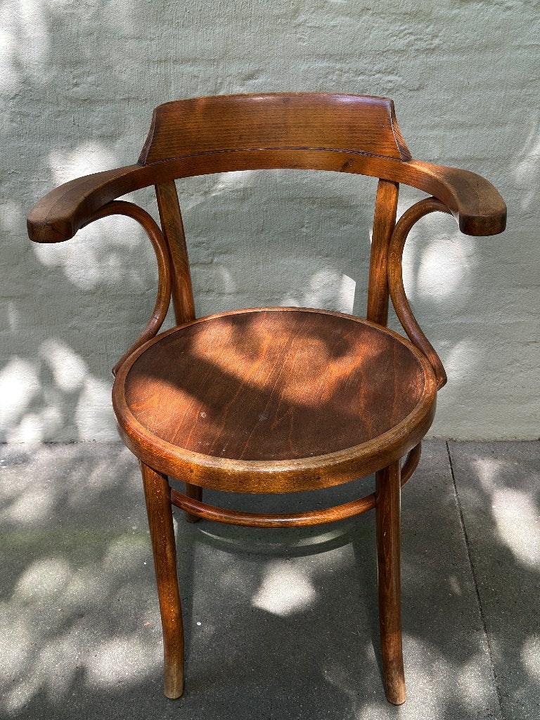 Twee Thonet bistrostoelen (nr 233), Ophalen of Verzenden