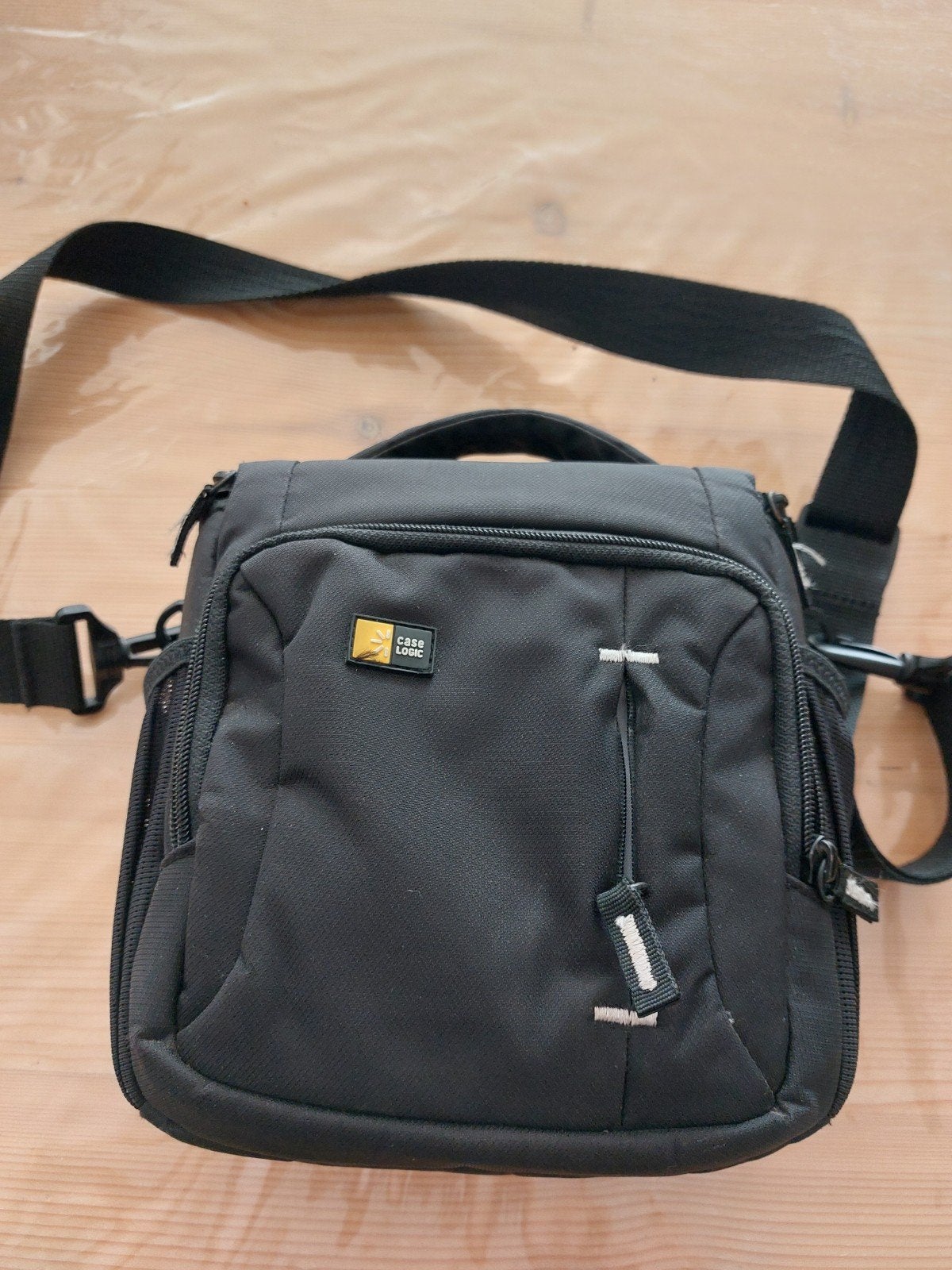 Cameratas voor spiegelreflexcamera en accessoires, Gebruikt, Ophalen of Verzenden, Gevoerd, Zwart