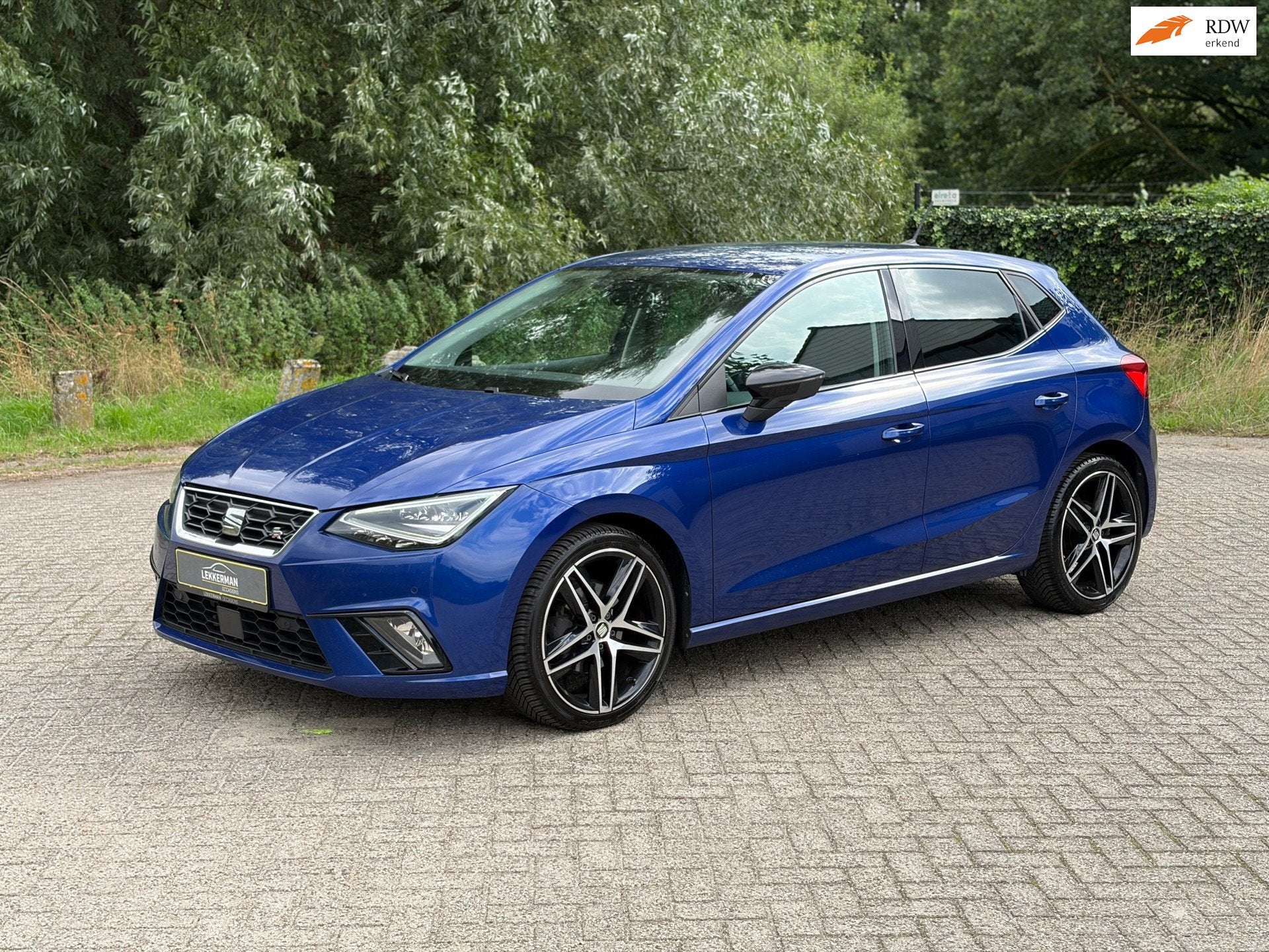 SEAT Ibiza 1.0 TSI FR DSG I CAMERA I ALCANTARA I PDC I CRUIS, Gebruikt, 1064 kg, Blauw, Ibiza