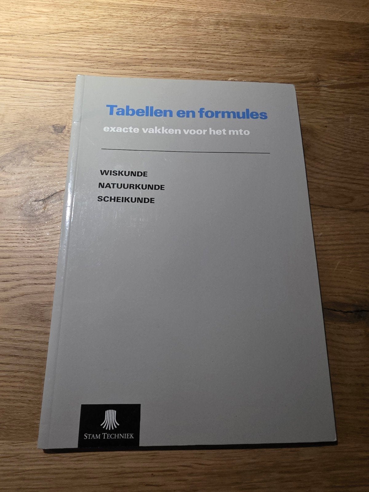Tabellen en formules, Boeken, Ophalen of Verzenden, Zo goed als nieuw, Overige niveaus, Nederlands