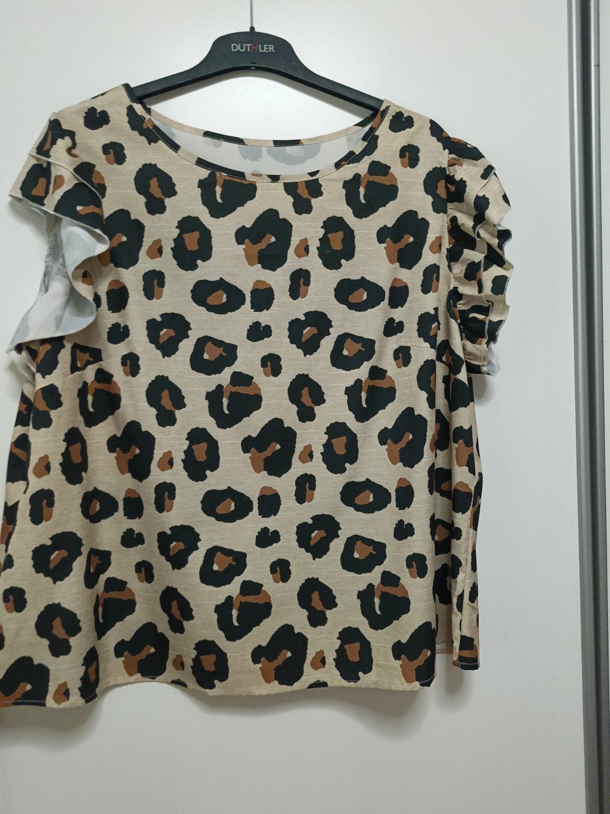 Leuke tijger blouse met froezel mouwtjes - Maat 46, Ophalen of Verzenden, Gedragen, Maat 46/48 (XL) of groter, Zwart