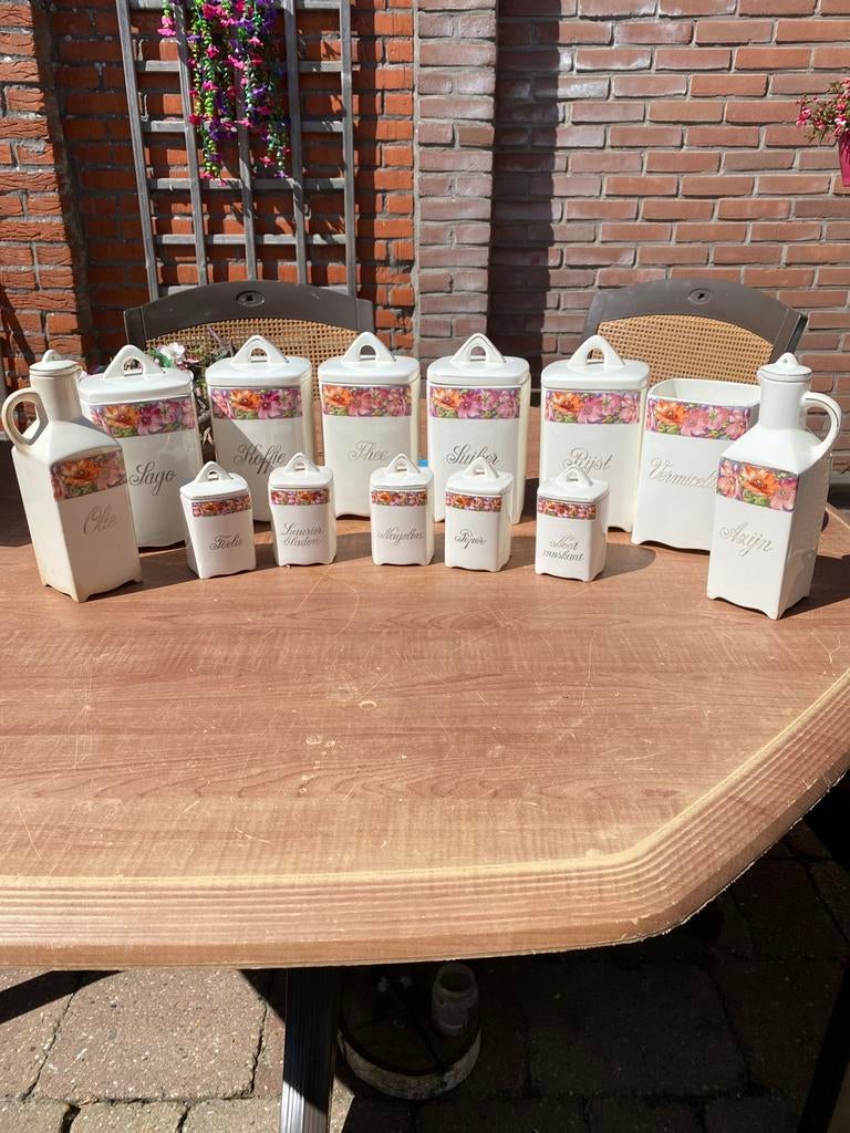 Vintage keramische keuken kanisterset met bloemen motief, Antiek en Kunst, Antiek | Keramiek en Aardewerk, Ophalen