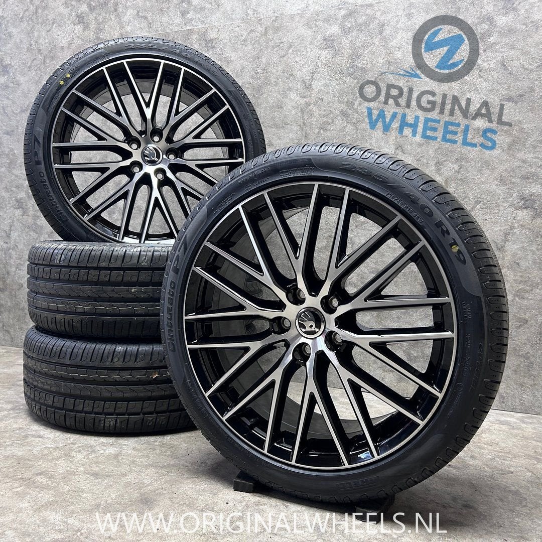 ✅ 19 inch originele FR velgen + zomerbanden Karoq Octavia