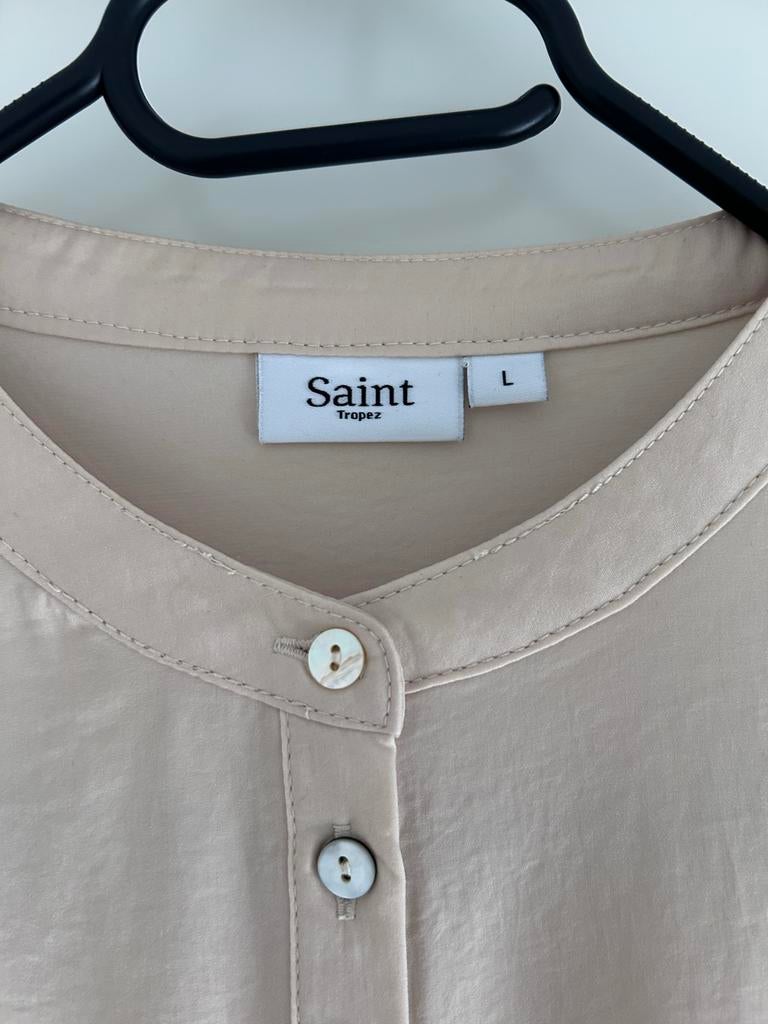 Mooie zijden blouse van Saint Tropez, Ophalen of Verzenden, Zo goed als nieuw, Maat 42/44 (L), Beige