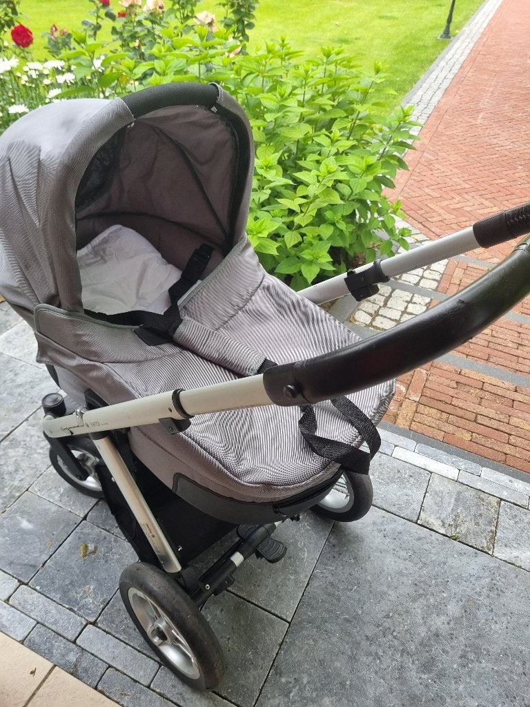 Kinder wandelwagen en evt. maxi cosi, Ophalen, Zo goed als nieuw, Combiwagen, Mutsy
