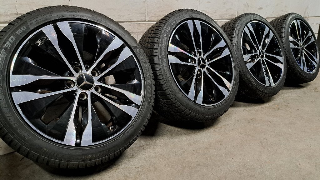 Winterbanden C-Klasse W206 S206 W205 225/45/18 255/40/18, 18 inch, Gebruikt, Banden en Velgen, Personenwagen