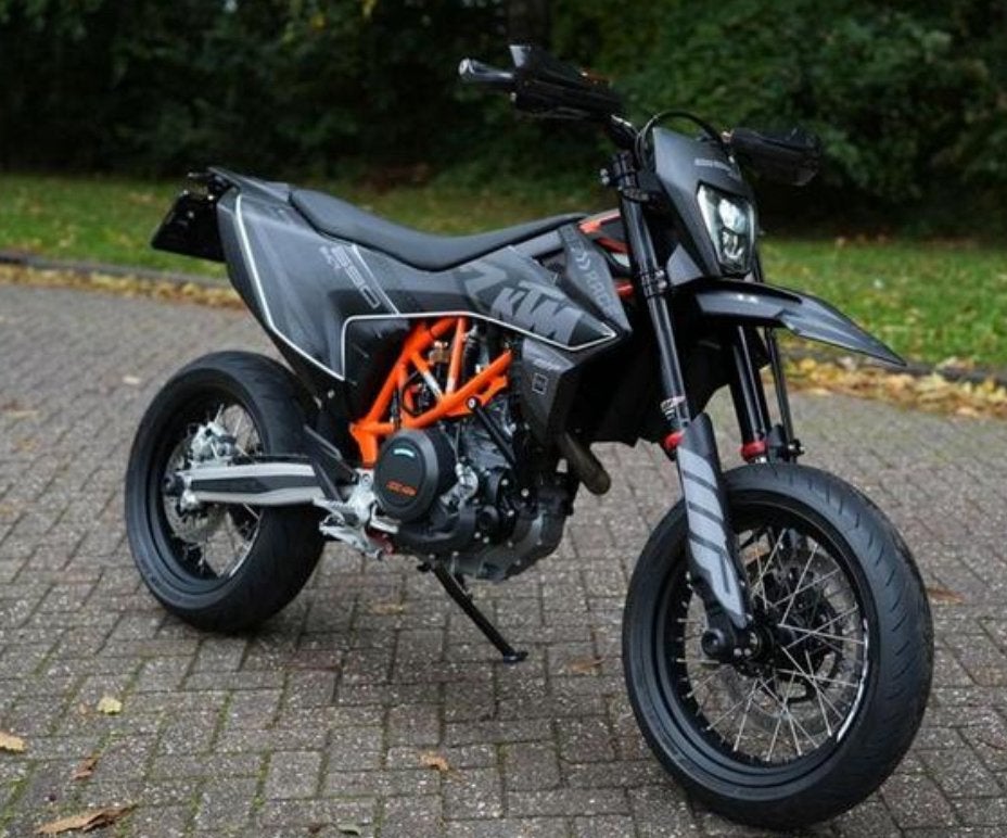 KTM 690 SMC-R. 12.500 km. Bj 2019 zeer netjes !!!, Motoren, Motoren | KTM, Occasion, Particulier, Handgeschakeld, 1 cilinder