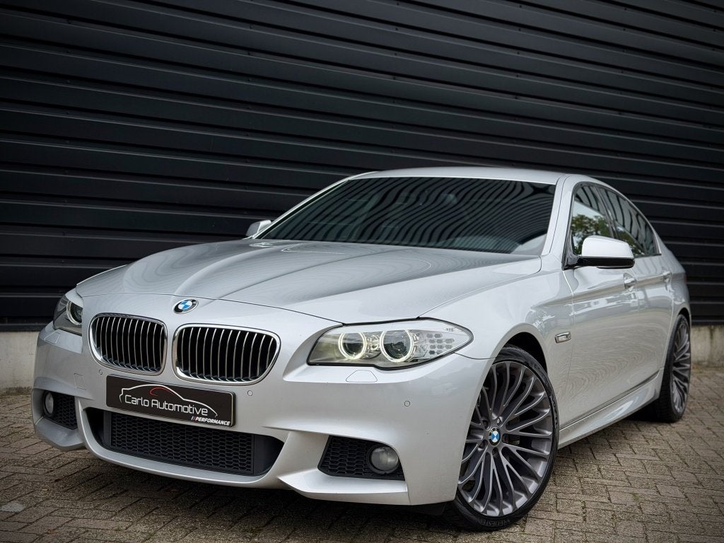 BMW 5 Serie 535d M-SPORT HEADUP|COMFORTSEAT|BLINDSPOT NAP, Auto's, Automaat, Gebruikt, Zwart, 2993 cc