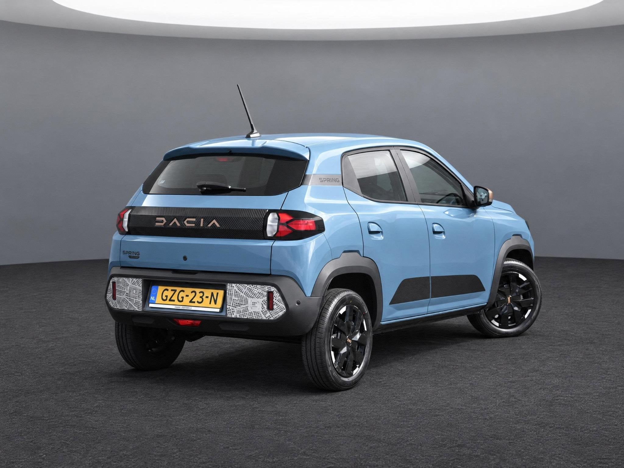 Dacia Spring Extreme 65 26.8 kWh | DC-LADER | CAMERA | NAVI, Auto's, Dealer onderhouden, Gebruikt, Leder en Stof, Origineel Nederlands