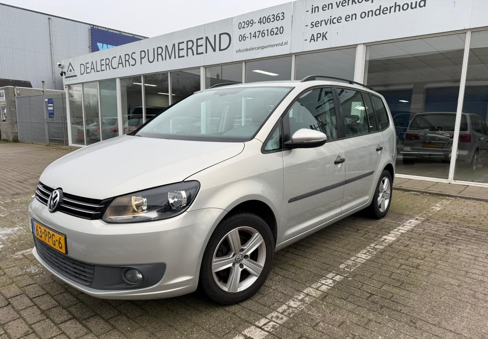 Volkswagen Touran 1.2 TSI Trendline BlueMotion, Euro 5, Gebruikt, Zwart, 4 cilinders