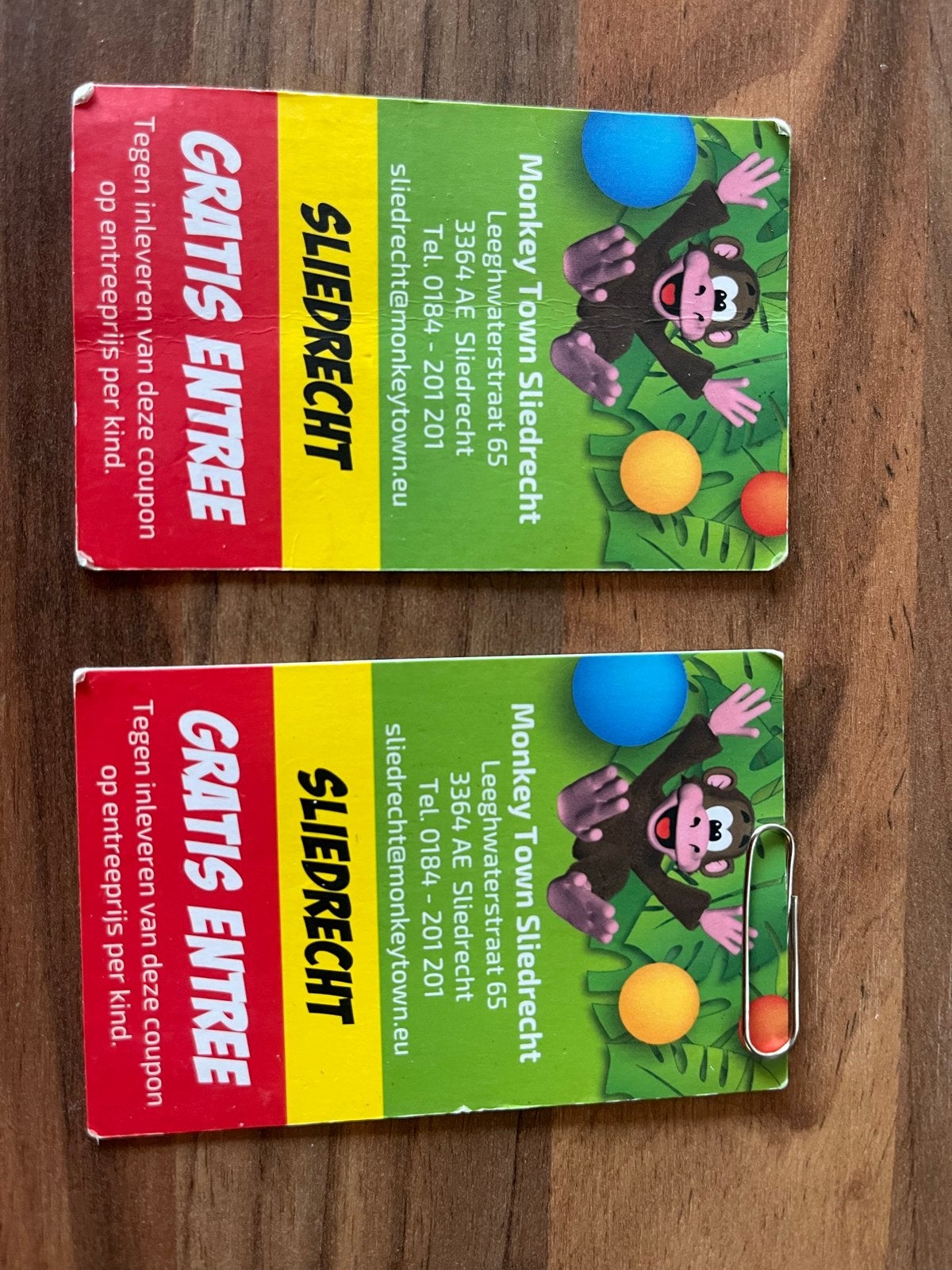 2 vrijkaarten voor monkey town Sliedrecht, Twee personen, Ticket of Toegangskaart