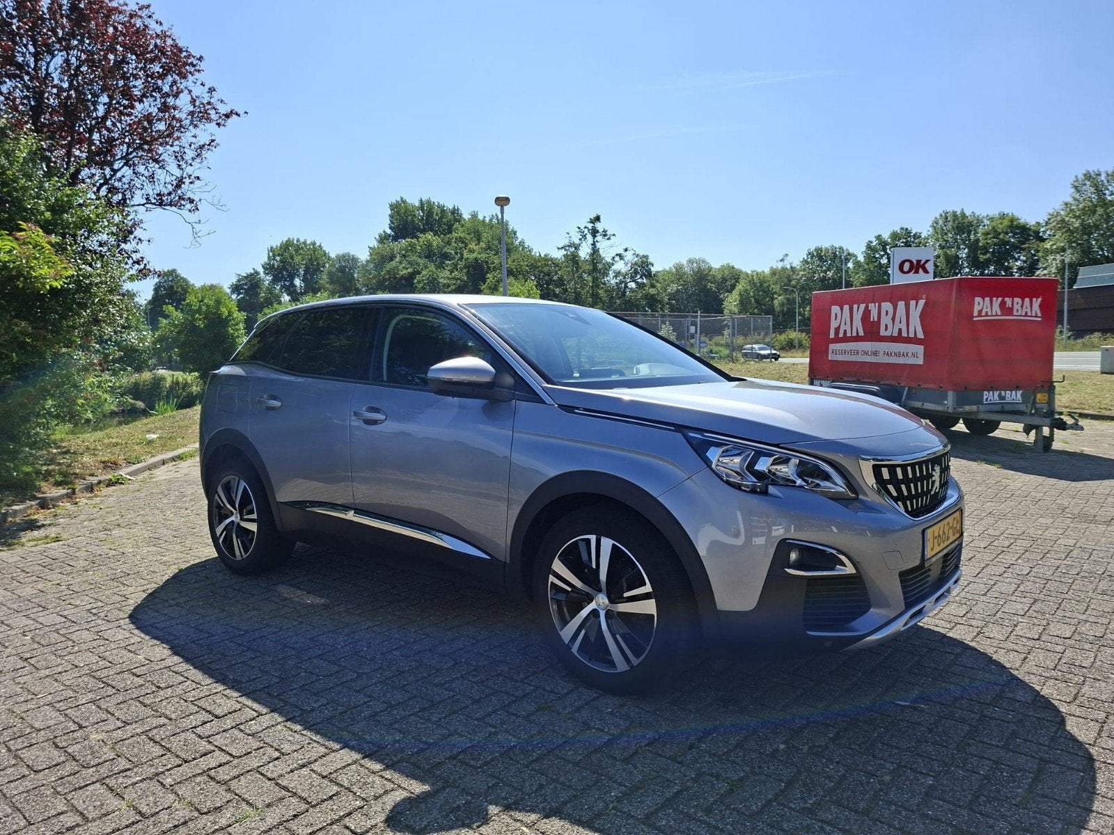 Peugeot 3008 1.2 Puretech 19 / trekhaak / automaat  zsm gaan, Euro 5, 15 km/l, 1199 cc, Leder en Stof