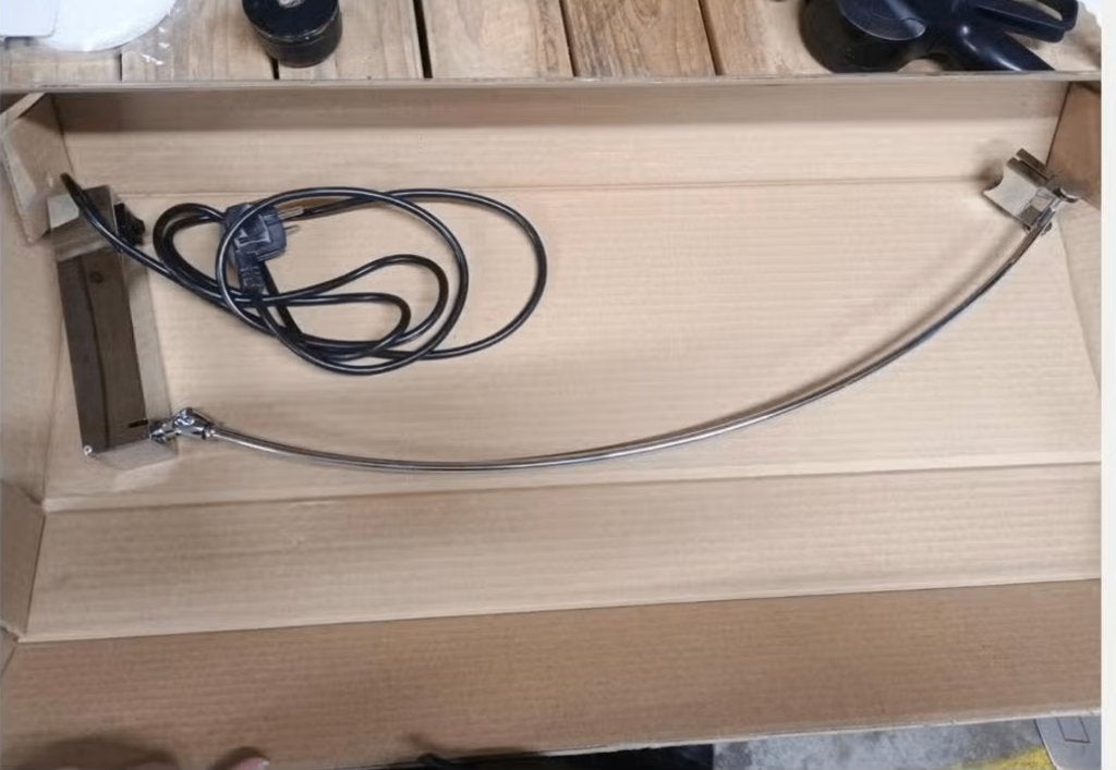 Dijkstra armatuur lamp, Ophalen