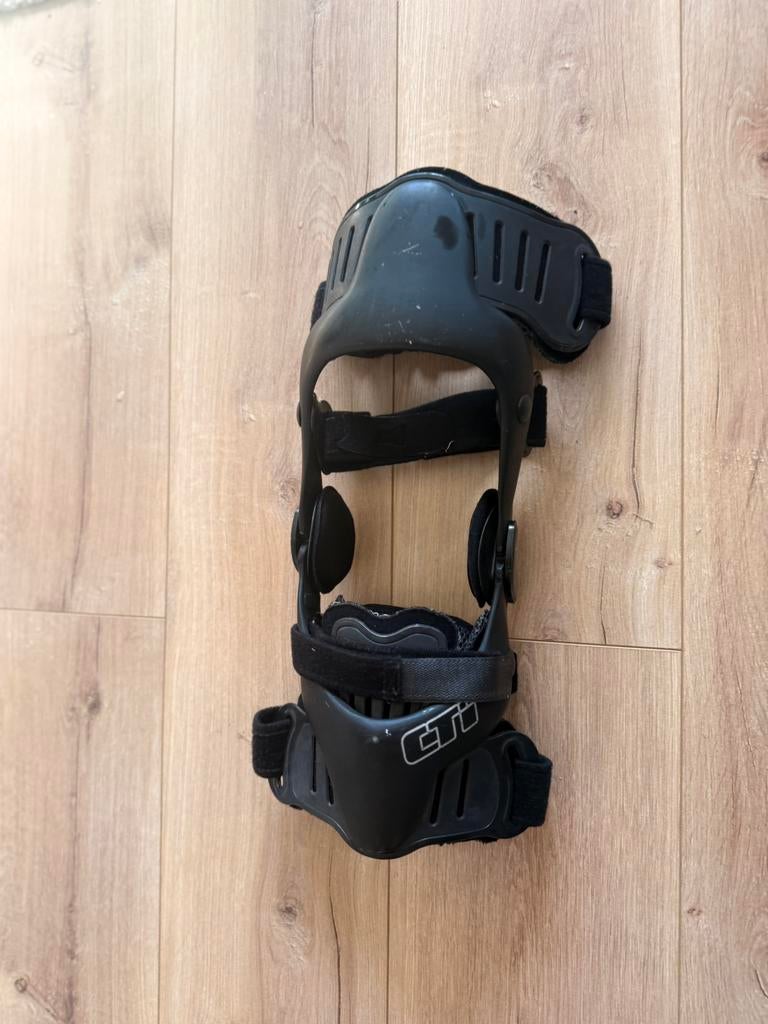 CTI Kniebrace | links, Ophalen of Verzenden, Gebruikt