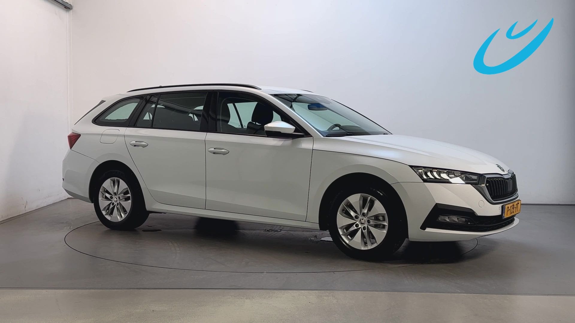 Skoda Octavia Combi 1.0 e-TSI DSG Business Edition Navigatie, Auto's, Stof, Gebruikt, Met garantie (alle), Origineel Nederlands