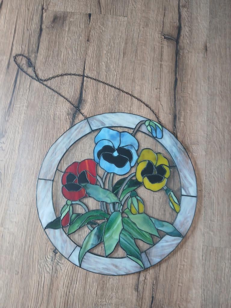 Glas in lood raamhanger met bloemen, Ophalen