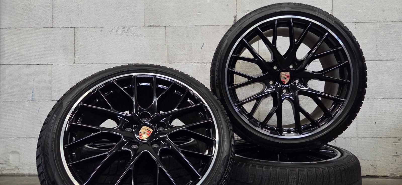 21" Porsche Panamera 971 2G orig velgen winterbanden TPMS, Gebruikt, 275 mm, Banden en Velgen, V