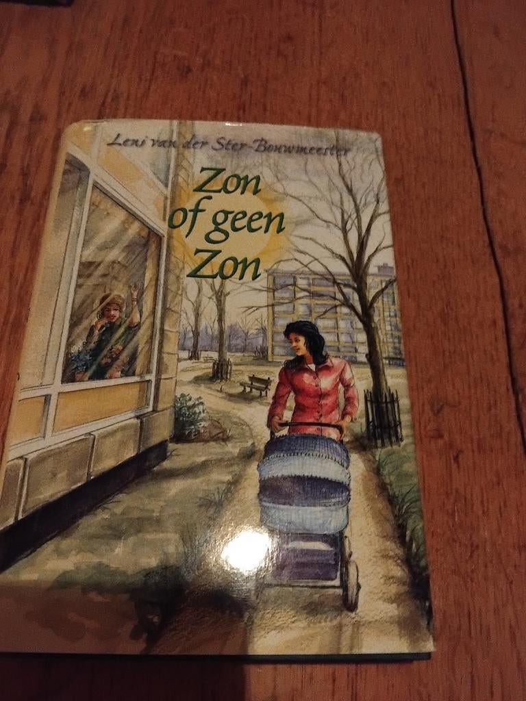 Zon of geen Zon - Leni van der Ster Bouwmeester (216 blz), Ophalen of Verzenden, Gelezen, Leni van der Ster Bouwmeester