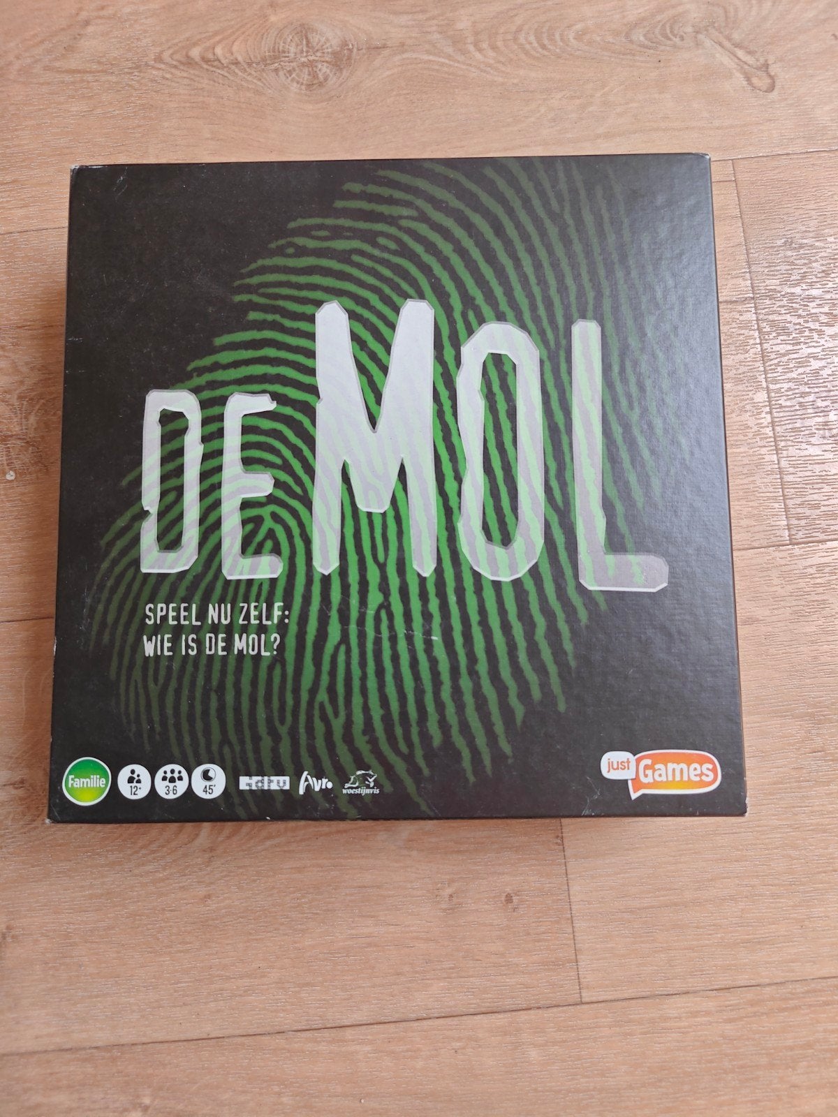De Mol Bordspel - Speel nu zelf: Wie is de Mol?, Drie of vier spelers, Ophalen of Verzenden, Gebruikt, Just Games