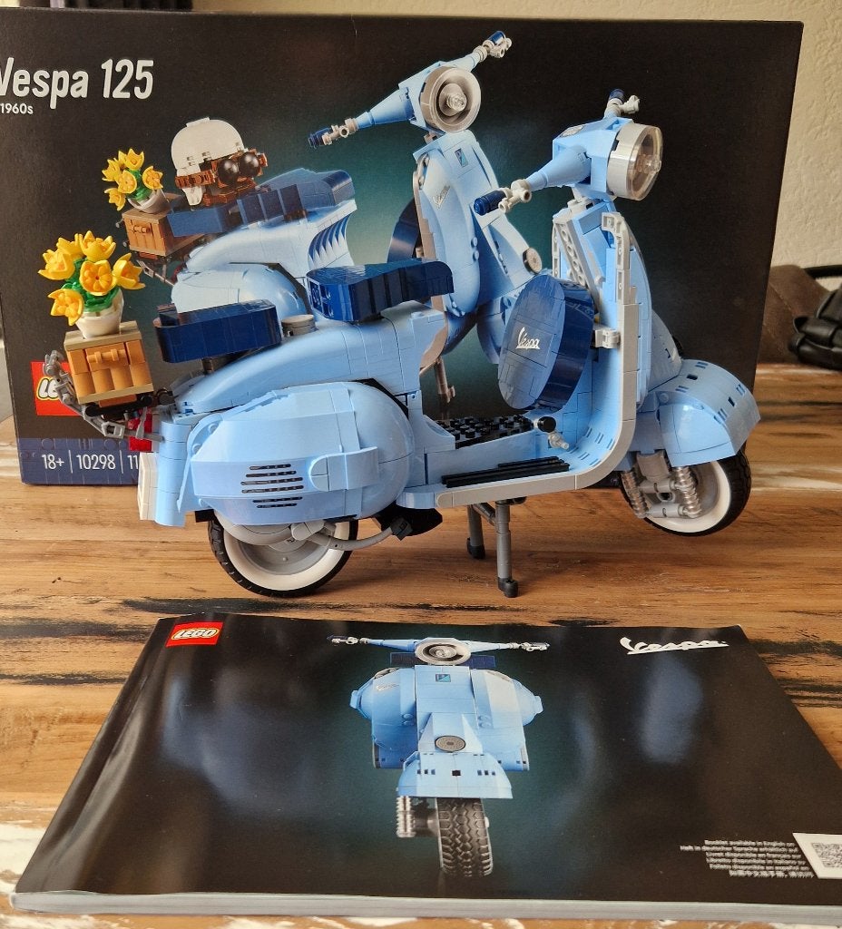 Lego 10298 Vespa 125., Ophalen, Overige thema's, Lego, Zo goed als nieuw