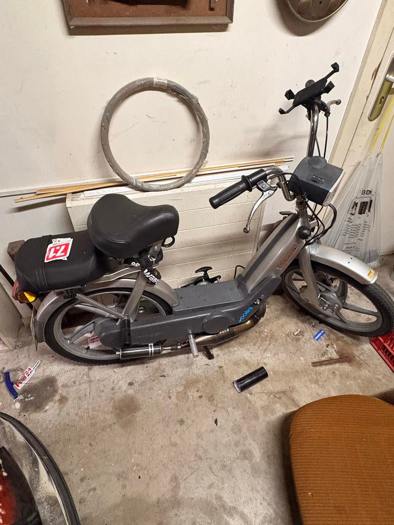 Originele Vespa Ciao - Roller met geel kenteken, Fietsen en Brommers, Ophalen, Zo goed als nieuw, Overige modellen