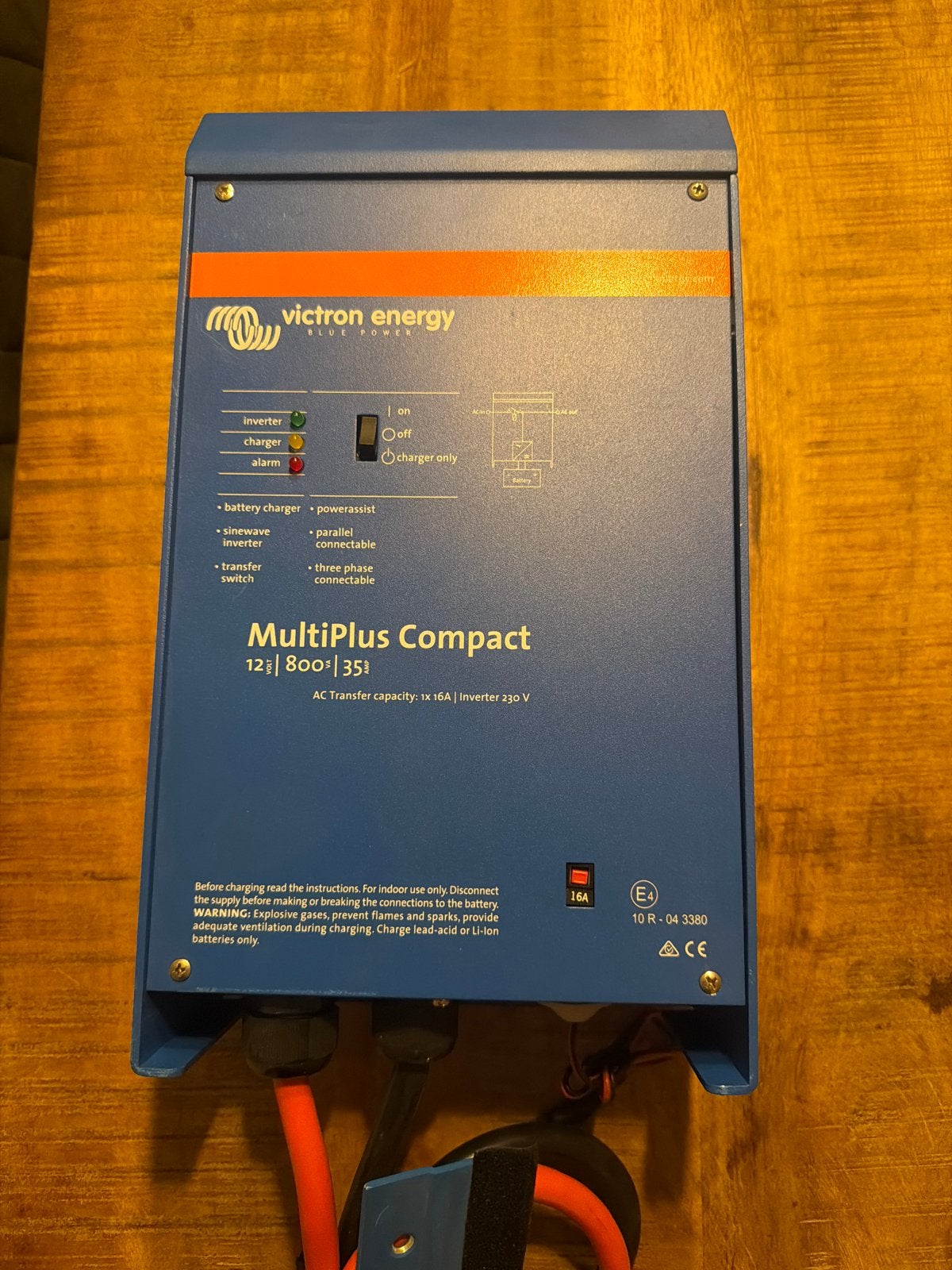 Victron Multiplus Compact 12V 800VA 35A Omvormer/Lader, Caravans en Kamperen, Ophalen of Verzenden, Gebruikt
