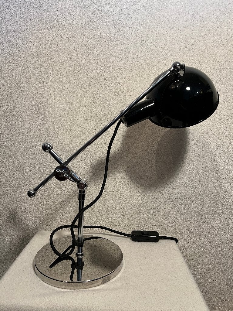 Prachtige Bauhaus design tafellamp van Tecnolumen, Ophalen of Verzenden, Gebruikt, Metaal