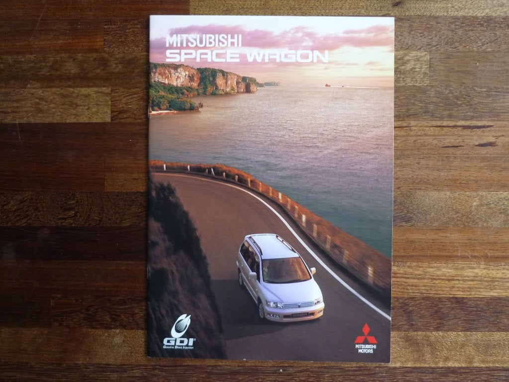 Mitsubishi Space Wagon (2002/2003), Ophalen of Verzenden, Nieuw, Mitsubishi