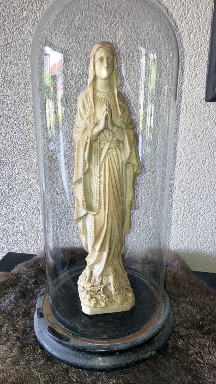 Maria met stolp, Ophalen