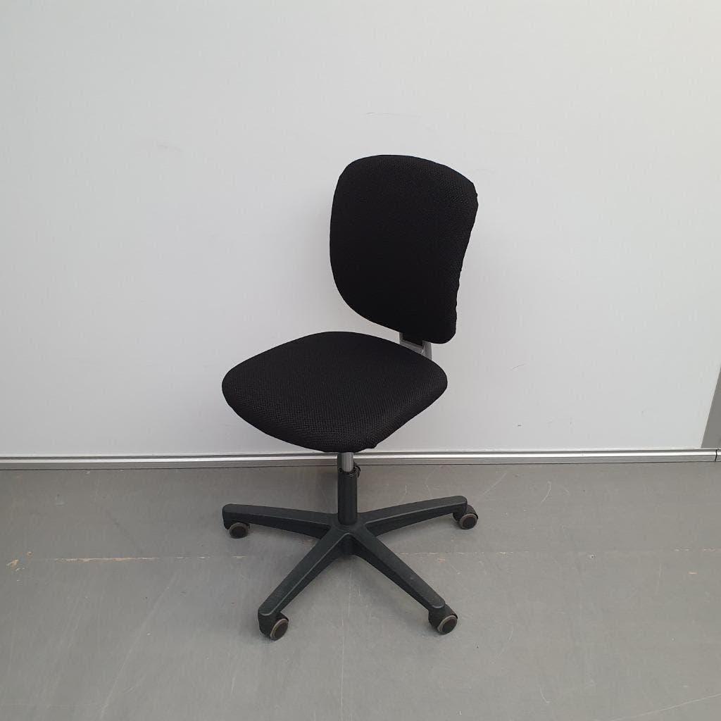 4x Ahrend 262 bureaustoel met nieuwe stof zwart, Ophalen of Verzenden, Ergonomisch, Gebruikt, Zwart