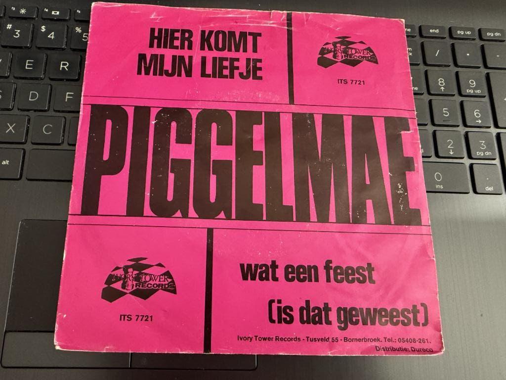 Piggelmae - hier komt mijn liefje /wat een feest - topper, Cd's en Dvd's, Vinyl | Nederlandstalig, Gebruikt, Overige formaten