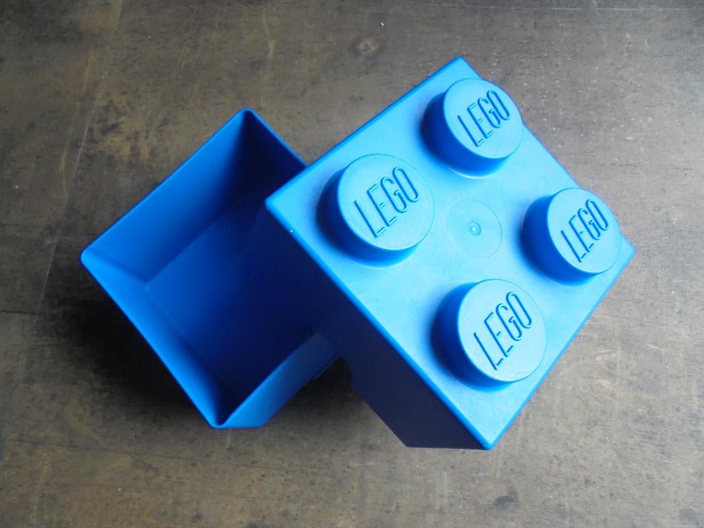 Lego Brick Lunch Box 2x2 (zie foto's) 2, Ophalen of Verzenden, Gebruikt, Lego