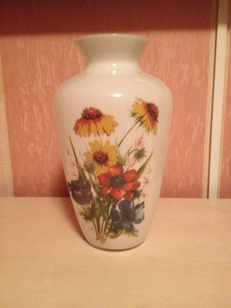 grote antieke glazen vaas wit met bloemen, Verzenden