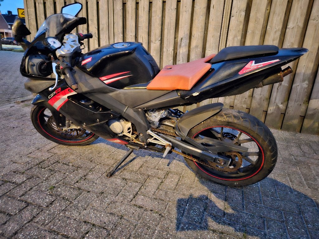 Derbi GRP GPR50 / Aprilia RS RS50 Compleet (zonder kenteken), Fietsen en Brommers, Derbi, Gebruikt, Derbi, RS