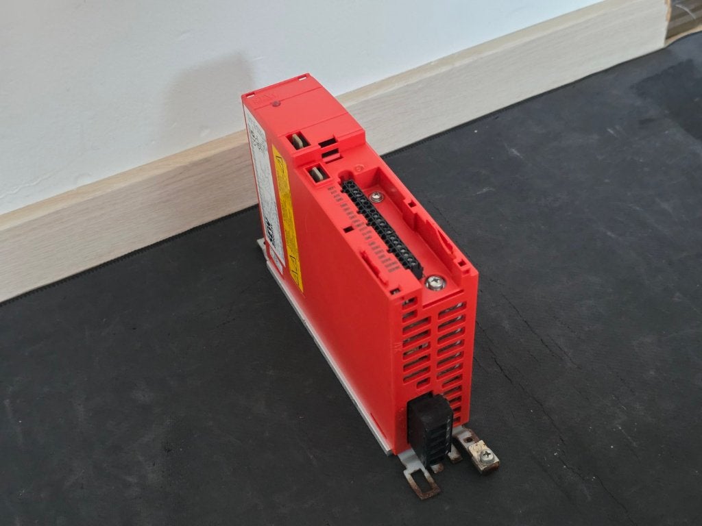 :SEW Eurodrive MOVITRAC B Frequentieomvormer 0,25kW, 1,7 A, Ophalen of Verzenden, Gebruikt