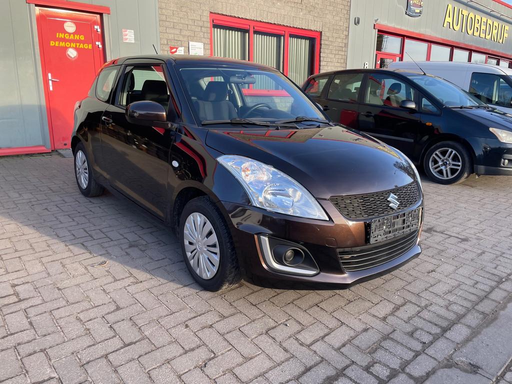 Suzuki Swift 1.2 Comfort EASSS, Gebruikt, Bedrijf, Handgeschakeld, Geïmporteerd